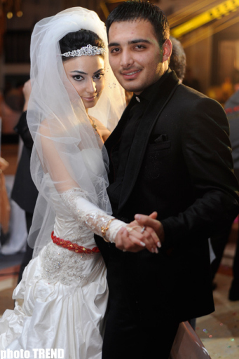 Азербайджанские звездные свадьбы 2009 года (видео-фотосессия)